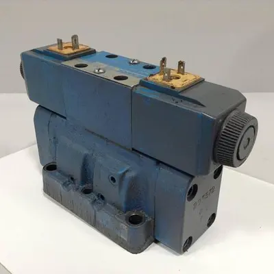 USED VICKERS DG4V-3-6C-M-U-HL7-60-B13
