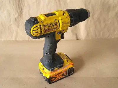 USED DEWALT DCD771