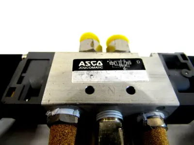 NEW ASCO 7304 SOLENOID VALVE
