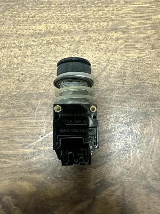 Used GE CR104G Miscellaneous Equipment (Electrical & Power) | Surplus Asset Holdings #1194123