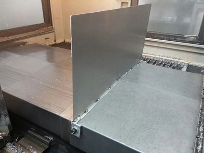 USED 2006 NICOLAS CORREA