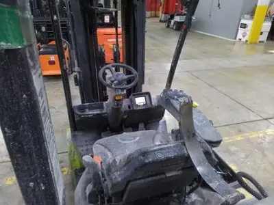 USED 2021 CLARK S32C
