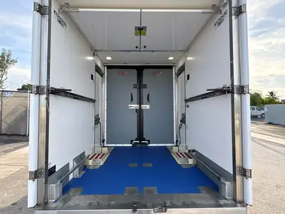 Used 2023 FORD E-350 Reefer Trucks Florida US | Truck and Van Outlet #1509231