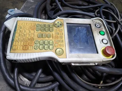 USED 2010 YASKAWA MOTOMAN MH6