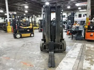 USED 2019 YALE ERC060