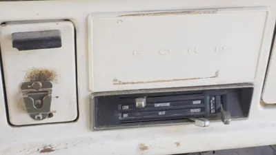 USED FORD TRUCK F617