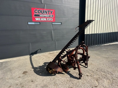NEW HOLLAND 451 Sickle Mower | County Equipment Company LLC (8)