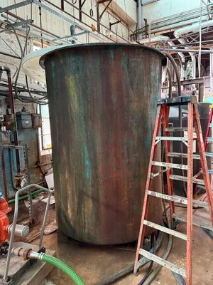 _UNKNOWN_ -UNKNOWN- Misc. Tanks | Perry Equipment (2)