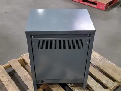 USED 2017 GNB EHY48C100