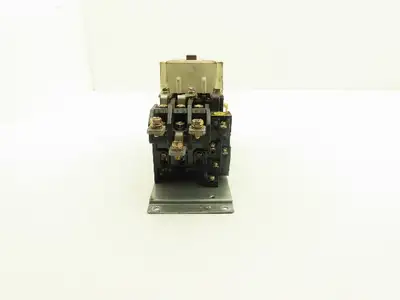 Fuji Electric Motor Starter Contactor Overload Relay 600V 3Ph 110V Coil
