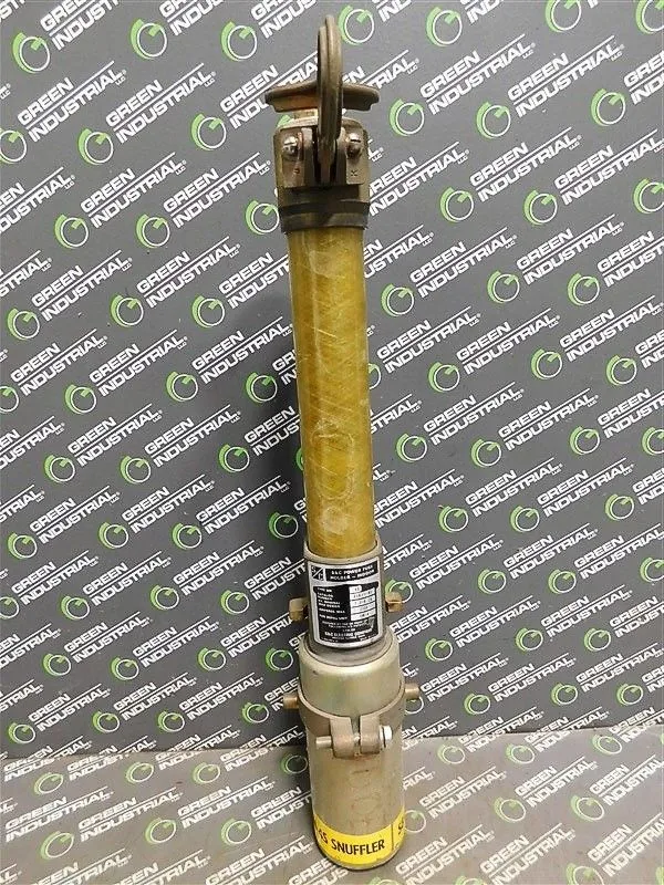 S&C Power Fuse Holder - Indoor 86631-R1 Type SM4S 200E Amps SM-4 Refill Used