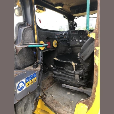 USED 2004 ATLAS COPCO ST1520