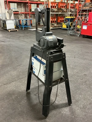Used TOOLS ECHANGE _UNKNOWN_ Disc Belt Sanders (woodworking) Ohio US | Equipment Recovery Corp. #1331507
