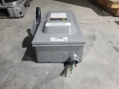USED SQUARE D CH362