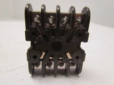 Eagle Signal CG912A3 120V Ac/DC Time Delay Relay w/Base 0-16 Sec.