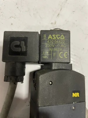 ASCO G551A005MS 1/4” 3-Way Solenoid Valve 230V 145psi