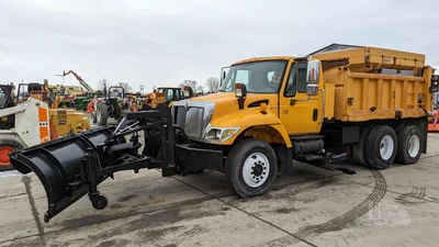 USED 2005 INTERNATIONAL WORKSTAR 7400