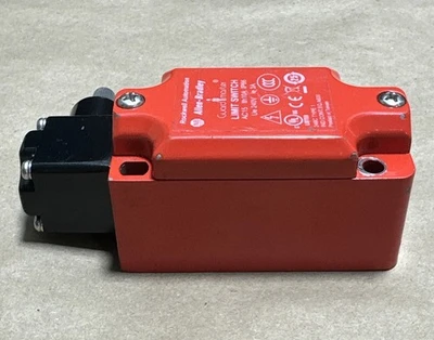 USED Allen-Bradley 440P-MARB22E