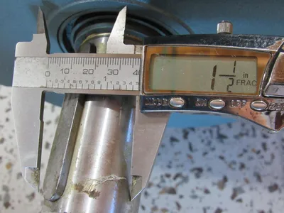 NEW SEW EURODRIVE DV132ML8/4/BM/HR/TF MOTOR 460V DV132ML84BM/HRTF