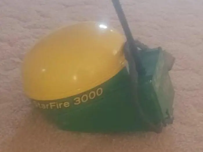 Used JOHN DEERE STARFIRE 3000 GPS Equipment Oregon US | Berry Machinery #911030