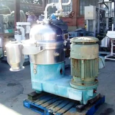 (2) Westfalia SAMR 15037 clarifier centrifuges, 316SS.