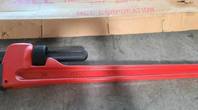mcc _UNKNOWN_ Pipe Wrenches | Amiron Machinery (2)