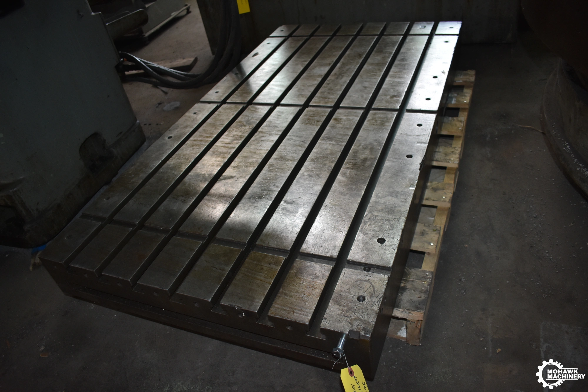 60" X 32" X 5" DEVLIEG JIGMILL "TYPE-E" LAYOUT INDEX TABLE w/ADJUSTING BASE