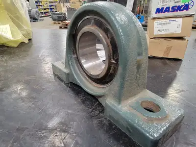 Pillow Block Bearing UKP212D1, 2-1/8"