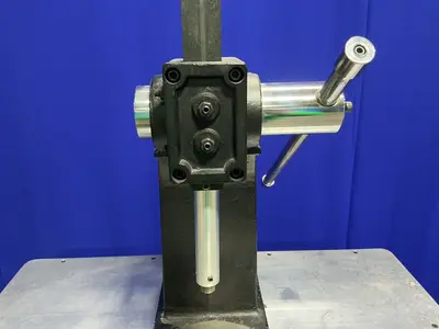 Used DAYTON 3ZT79E Arbor Presses Ohio US | HGR 24 #1518907
