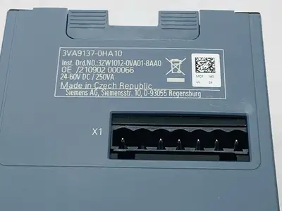 3VA9137-0HA10 | Siemens  Manual Motor Operator Breaker 3VA 24-60VDC - New Other