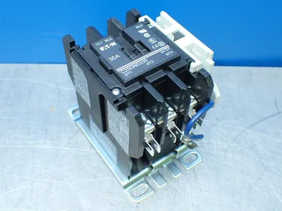 New | in-Stock EATON C25DND3301T PLC Contactors | HGR 24 #754233