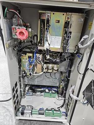 USED 2006 YASKAWA MOTOMAN HP3