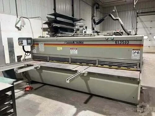 Used 2003 ACCURSHEAR 613510 Power Squaring Shears (Gauge) Florida US | Southern Fabricating Machinery Sales, Inc. #325295