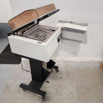 SATURN VACUUM SEALER # 1588