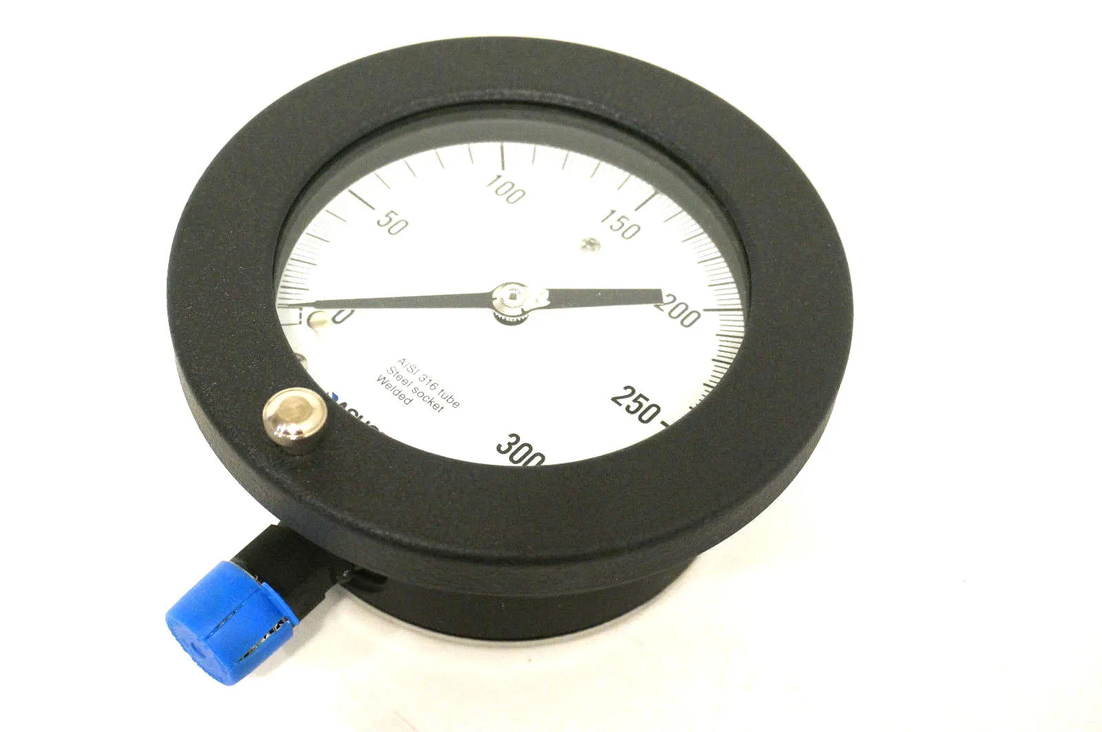 NEW ASHCROFT 45-1377-RS-04L-300 PRESSURE GAUGE 451377RS04L300