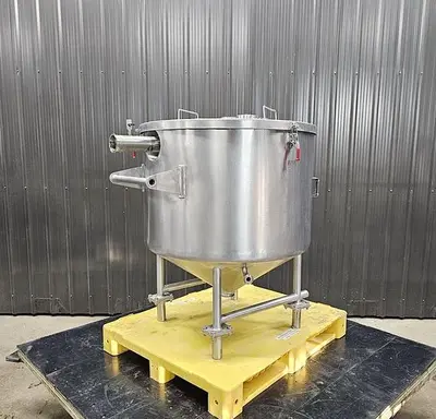 Used 100 Gallon Tank, Stainless Steel, Insulated 🔴 Liquidation Sale – All Offers Considered
