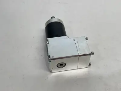 Used Neugart Right Angle Gearbox WPLE040-064-SSSB3AA-Y8/25/30/45/B5/M3 Gearboxes Michigan US | Maverick Industrial Sales #1400846