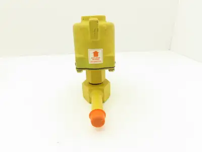 Asco Red-Hat AV57 431 Solenoid Valve 2-Way 1/2" Pipe 150psi Steam Service 115V