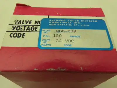 Honeywell Skinner MBD-009 Solenoid Valve 4-Way 24VDC 150 PSI 1/4" NPT MBD005