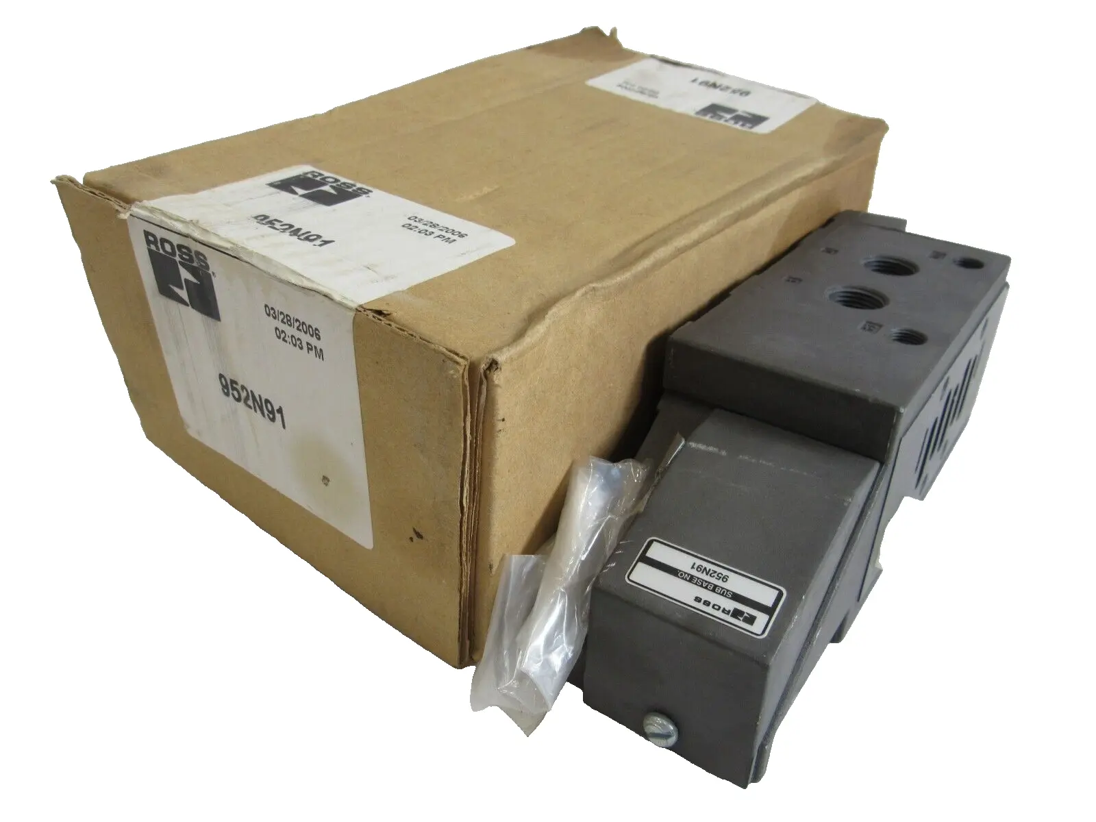 NEW ROSS CONTROLS 952N91 BASE ASSEMBLY