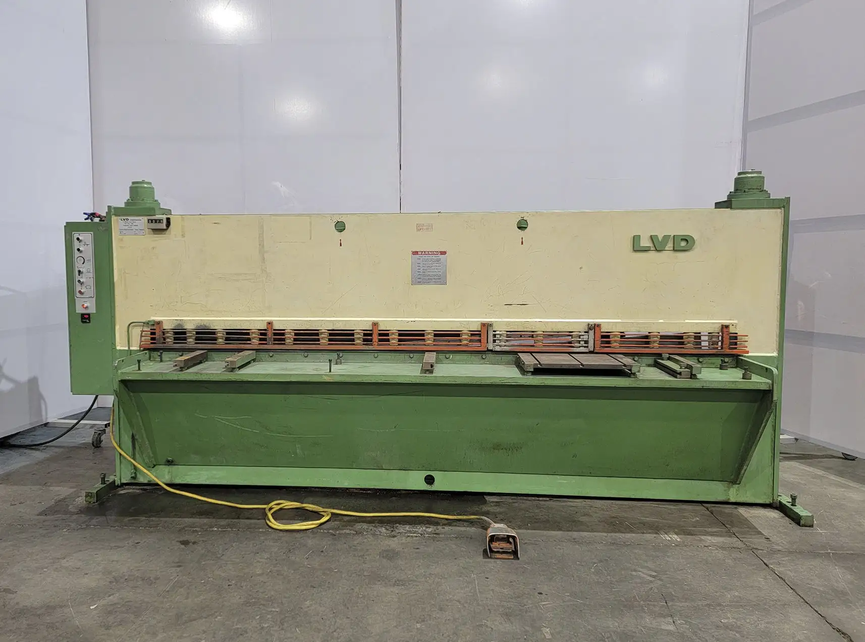 USED LVD JS 25/10