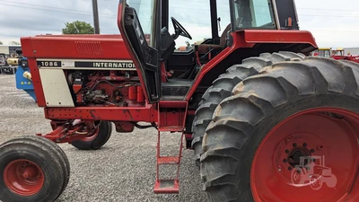 USED 1978 INTERNATIONAL 1086