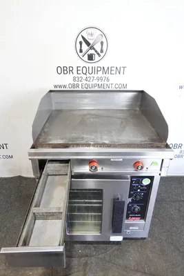 LANG STAR ELECTRIC 1-INCH-THICK GRIDDLE WITH HALF-SIZE CONVECTION OVEN MODEL RT30F-208VCF