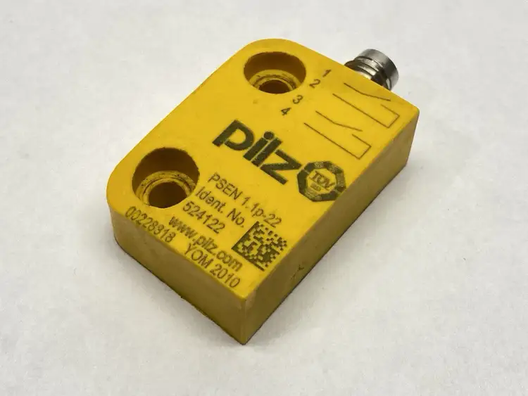 Used PILZ 524122 Proximity Sensors | Maverick Industrial Sales #1103290