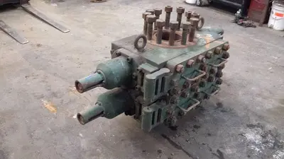 USED DRECO 7 1/16" 5M DOUBLE RAM BOP