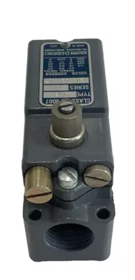 NEW SQUARE D 9007-AW12 LIMIT SWITCH SER. C 9007AW12