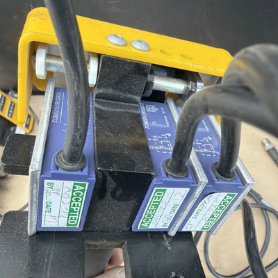 USED Knight Pneumatic 3 Way