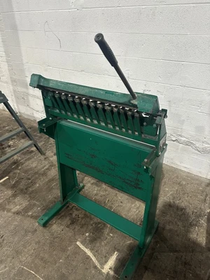 TENNSMITH CB24 24" CLEAT BENDER - 20GA.