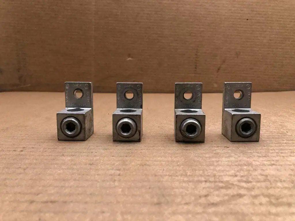 ILSCO D831 TA-250 Aluminum Copper Mechanical Electrical Wire Lug 250MCM -Lot of 4