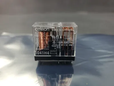 OMRON G2R-2 Power Relay, 12VDC 5A. 4E-35